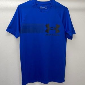 Men’s Under Armour athletic t-shirt